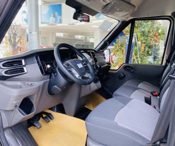 Ford Transit 2022 - Ford Lào Cai ưu đãi bán Ford Transit 2022, sẵn màu - Giá tốt giao ngay - Trả góp 80%, làm biển Hà Nội, Van 3, 6 chỗ