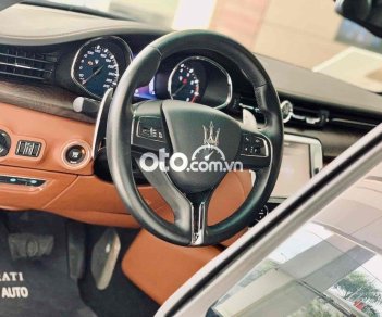 Maserati Quatroporte 2016 - Bán xe Maserati Quatroporte năm 2016, màu đen, giá thanh lý