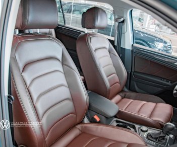 Volkswagen Tiguan 2022 - [Volkswagen Trường Chinh] báo giá xe Tiguan Elegance 2022 hôm nay hãng tung KM đặt biệt tặng hỗ trợ mùa dịch + Phụ kiện