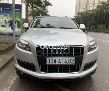 Audi Q7 2007 - Cần bán gấp Audi Q7 năm 2007, màu bạc, nhập khẩu 