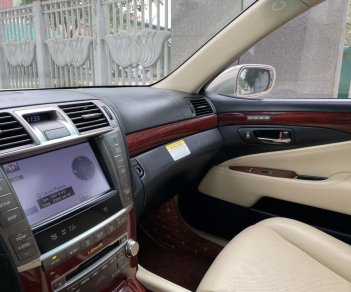 Lexus LS 600 2011 - Trung Sơn Auto cần bán Lexus LS600hL 2011 siêu đẹp