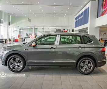 Volkswagen Tiguan 2022 - [Volkswagen Quận 7] bán Tiguan xe Đức nhập - Giảm tiền mặt tặng phụ kiện - Trả góp 20 triệu/tháng, trả trước 578.7 triệu