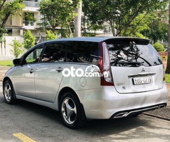 Mitsubishi Grandis 2010 - Bán xe Mitsubishi Grandis 2.4 Mivec sản xuất 2010, màu bạc, nhập khẩu còn mới