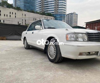 Toyota Crown 3.0 1994 - Xe Toyota Crown 3.0 năm sản xuất 1994, màu trắng, xe nhập 