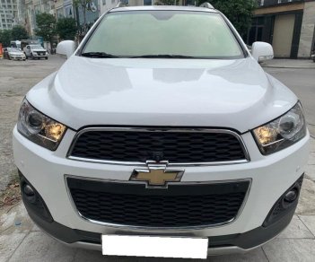 Chevrolet Captiva LTZ 2.4 2015 - Cần bán Chevrolet Captiva LTZ 2.4 năm 2015, màu trắng còn mới, 496 triệu