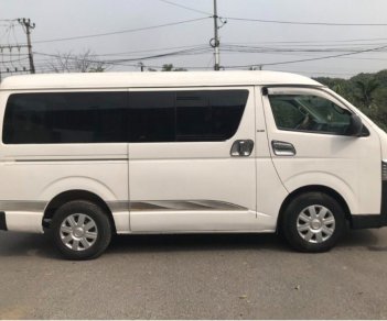 Toyota Hiace 2007 - Bán Toyota Hiace Commuter 2.5 sản xuất 2007, màu trắng, 235tr