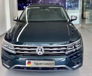 Volkswagen Tiguan 2022 - [Volkswagen Trường Chinh ] Tiguan Luxury S 2022 màu xanh rêu độc nhất Việt Nam giao ngay