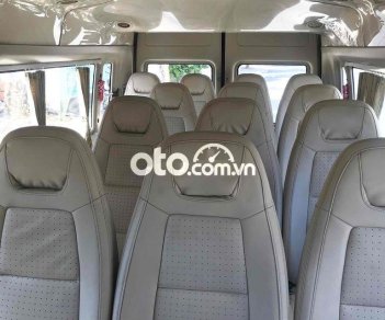 Ford Transit  Luxury 2015 - Xe Ford Transit Luxury sản xuất năm 2015, màu bạc, 340tr