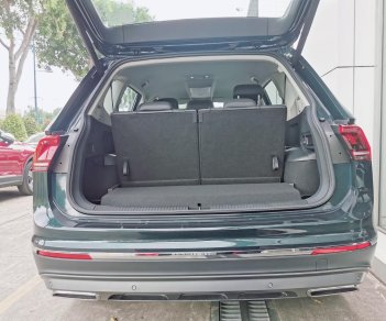 Volkswagen Tiguan 2022 - [Volkswagen Trường Chinh ] Tiguan Luxury S 2022 màu xanh rêu độc nhất Việt Nam giao ngay