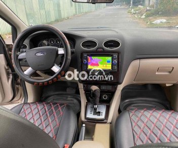 Ford Focus 2006 - Bán ô tô Ford Focus sản xuất 2006, màu bạc 