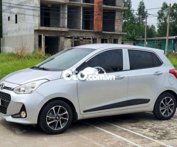 Hyundai Grand i10  1.2 AT   2017 - Bán Hyundai Grand i10 1.2 AT sản xuất 2017, màu bạc, giá 339tr