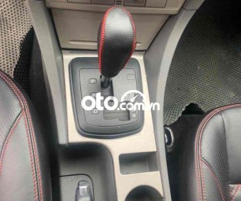 Ford Focus 2012 - Bán xe Ford Focus 1.8L năm 2012, màu trắng 