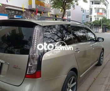 Mitsubishi Grandis 2005 - Cần bán lại xe Mitsubishi Grandis sản xuất năm 2005, màu bạc, xe nhập