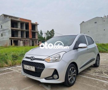 Hyundai Grand i10 2017 - Bán ô tô Hyundai Grand i10 sản xuất 2017, màu bạc