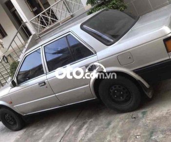 Nissan Bluebird 1988 - Xe Nissan Bluebird năm sản xuất 1988, màu bạc