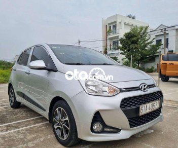 Hyundai Grand i10 2017 - Bán ô tô Hyundai Grand i10 sản xuất 2017, màu bạc