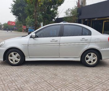 Hyundai Verna 2010 - Cần bán Hyundai Verna năm 2010, màu bạc, nhập khẩu nguyên chiếc số tự động