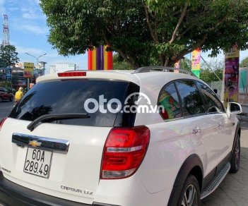 Chevrolet Captiva 2016 - Bán ô tô Chevrolet Captiva Revv năm 2016, màu trắng