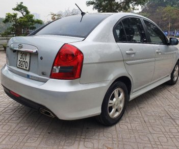 Hyundai Verna 2010 - Cần bán Hyundai Verna năm 2010, màu bạc, nhập khẩu nguyên chiếc số tự động