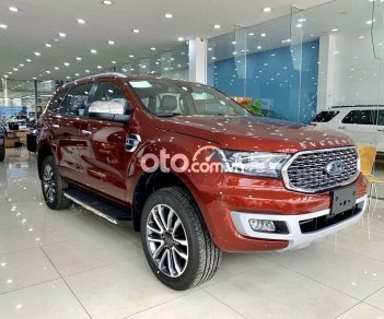 Ford Everest 2022 - Cần bán Ford Everest Titanium 2.0AT sản xuất năm 2022, màu đỏ, nhập khẩu