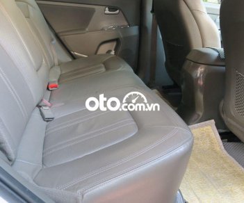 Kia Sportage 2011 - Cần bán gấp Kia Sportage 1.6 GDI sản xuất 2011, màu trắng, nhập khẩu