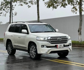 Toyota Land Cruiser 2020 - Cần bán Toyota Land Cruiser VX 4.6 V8 sản xuất năm 2020, màu trắng, xe nhập