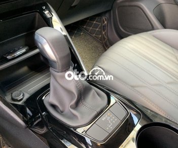 Peugeot 2008 2021 - Bán Peugeot 2008 năm 2021, màu đen, giá chỉ 835 triệu