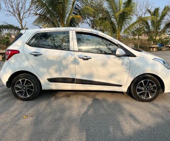 Hyundai Grand i10 2017 - Bán ô tô Hyundai Grand i10 1.2MT năm 2017, màu trắng 