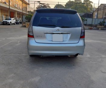 Mitsubishi Grandis 2005 - Bán Mitsubishi Grandis sản xuất 2005, màu bạc, 200tr