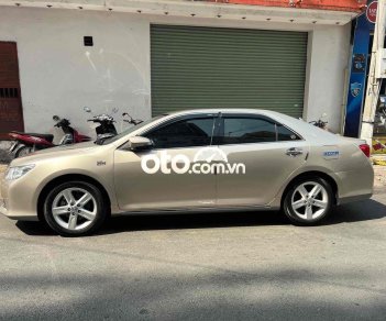 Toyota Camry 2014 - Bán xe Toyota Camry 2.0E sản xuất năm 2014