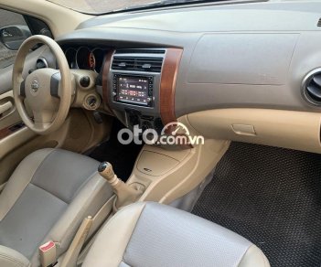 Nissan Grand livina 2011 - Bán xe Nissan Grand livina 1.8MT sản xuất năm 2011 số sàn, 235 triệu