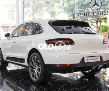 Porsche Macan 2016 - Cần bán gấp Porsche Macan 2.0 sản xuất năm 2016, màu trắng