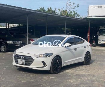 Hyundai Elantra 2018 - Bán ô tô Hyundai Elantra 2.0 sản xuất năm 2018, màu trắng