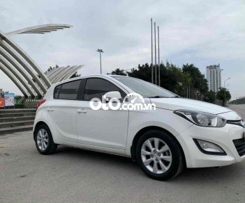 Hyundai i20 2014 - Xe Hyundai i20 sản xuất năm 2014, màu trắng, nhập khẩu