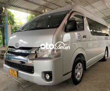 Toyota Hiace 2018 - Cần bán Toyota Hiace 3.0MT sản xuất năm 2018, màu bạc, xe nhập ít sử dụng