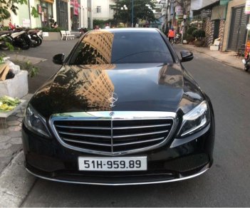 Mercedes-Benz C200 2021 - Cần bán Mercedes C200 Exclusive năm 2021, màu đen