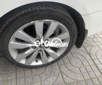 Kia Forte 2013 - Cần bán lại xe Kia Forte 1.6AT năm 2013, màu trắng, giá chỉ 348 triệu