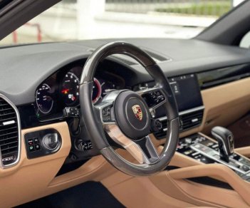 Porsche Cayenne 2019 - Cần bán xe Porsche Cayenne 3.0 V6 sản xuất năm 2019, màu đen, nhập khẩu nguyên chiếc