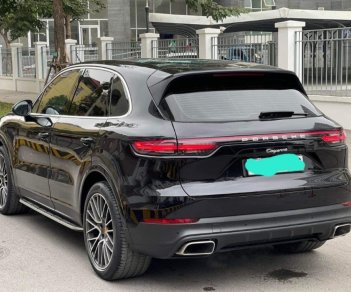 Porsche Cayenne 2019 - Cần bán xe Porsche Cayenne 3.0 V6 sản xuất năm 2019, màu đen, nhập khẩu nguyên chiếc