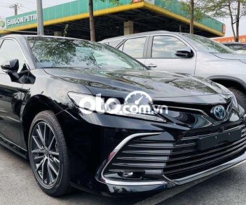 Toyota Camry 2022 - Bán Toyota Camry năm sản xuất 2022, màu đen