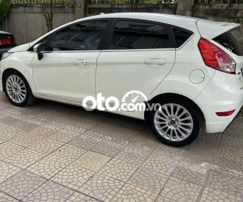 Ford Fiesta 2017 - Cần bán xe Ford Fiesta sản xuất 2017, màu trắng như mới, giá 435tr