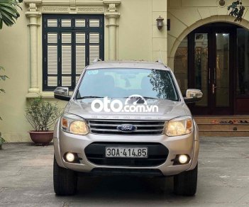 Ford Everest 2014 - Cần bán gấp Ford Everest 2.5MT sản xuất năm 2014, màu bạc, giá 475tr