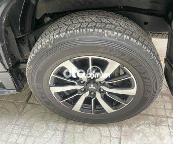 Mitsubishi Pajero Sport 2018 - Bán Mitsubishi Pajero Sport S 4x2 AT sản xuất 2018, màu đen, nhập khẩu