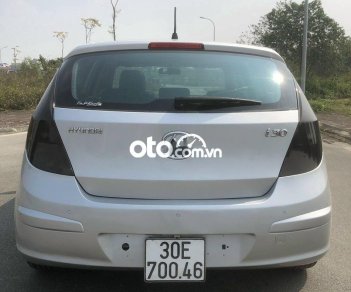 Hyundai i30 2009 - Cần bán lại xe Hyundai i30 sản xuất 2009, màu bạc