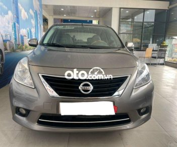 Nissan Sunny 2013 - Bán Nissan Sunny XV 1.5 CVT sản xuất năm 2013, màu bạc số tự động, giá 308tr