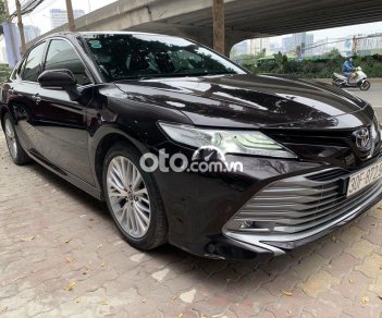 Toyota Camry 2019 - Cần bán gấp Toyota Camry 2.5Q sản xuất 2019, màu đen, nhập khẩu nguyên chiếc