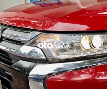 Mitsubishi Outlander 2018 - Bán Mitsubishi Outlander 2.0CVT năm 2018, màu đỏ còn mới, giá tốt