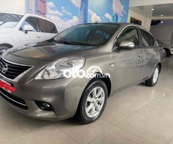 Nissan Sunny 2013 - Cần bán gấp Nissan Sunny XV năm sản xuất 2013, màu bạc