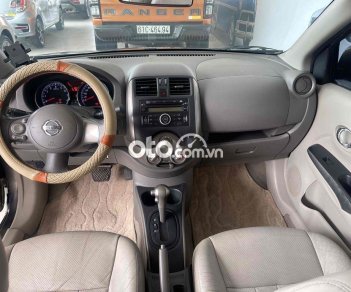 Nissan Sunny 2013 - Cần bán gấp Nissan Sunny XV năm sản xuất 2013, màu bạc