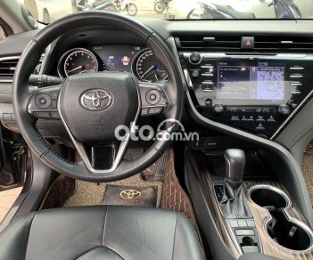 Toyota Camry 2019 - Cần bán gấp Toyota Camry 2.5Q sản xuất 2019, màu đen, nhập khẩu nguyên chiếc